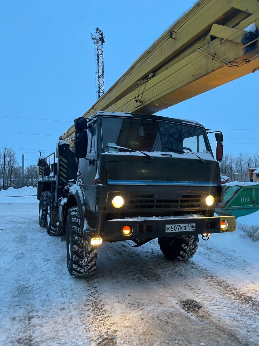 Разгрузка машины автокраном со стропальщиками в Рязани недорого